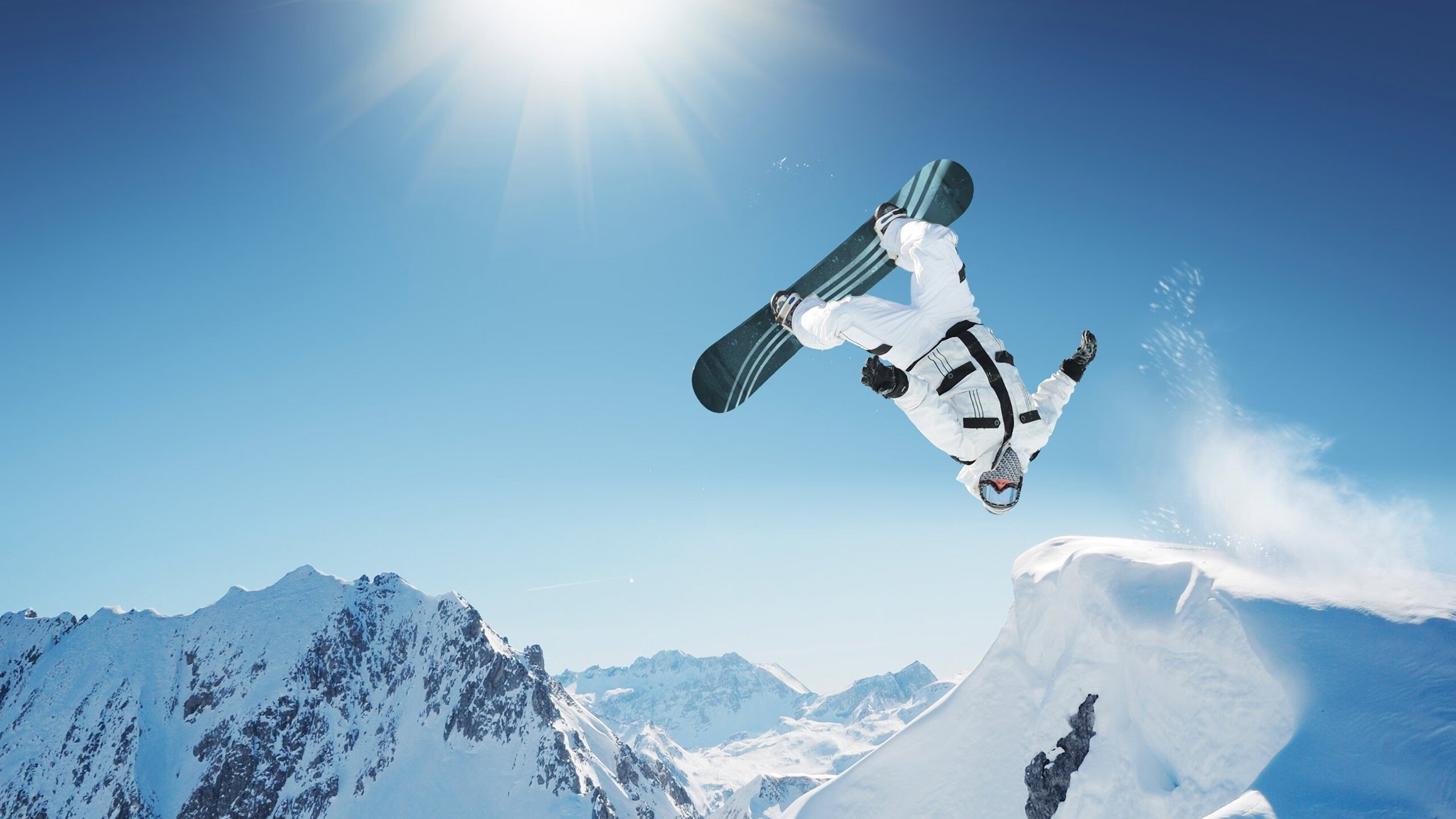 科斯稳扎稳打掌控比赛节奏，科斯稳扎稳打掌控比赛节奏